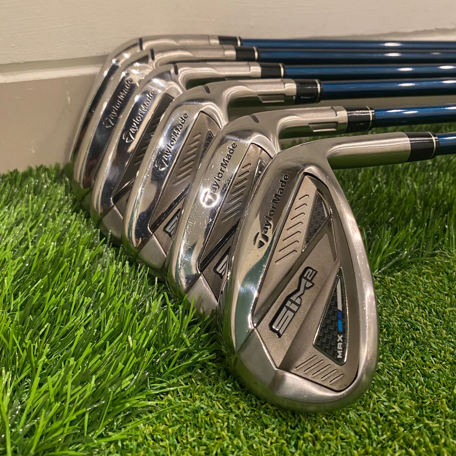 taylormade sim 2 max iron set